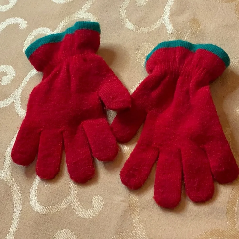 Mittens 5 pairs